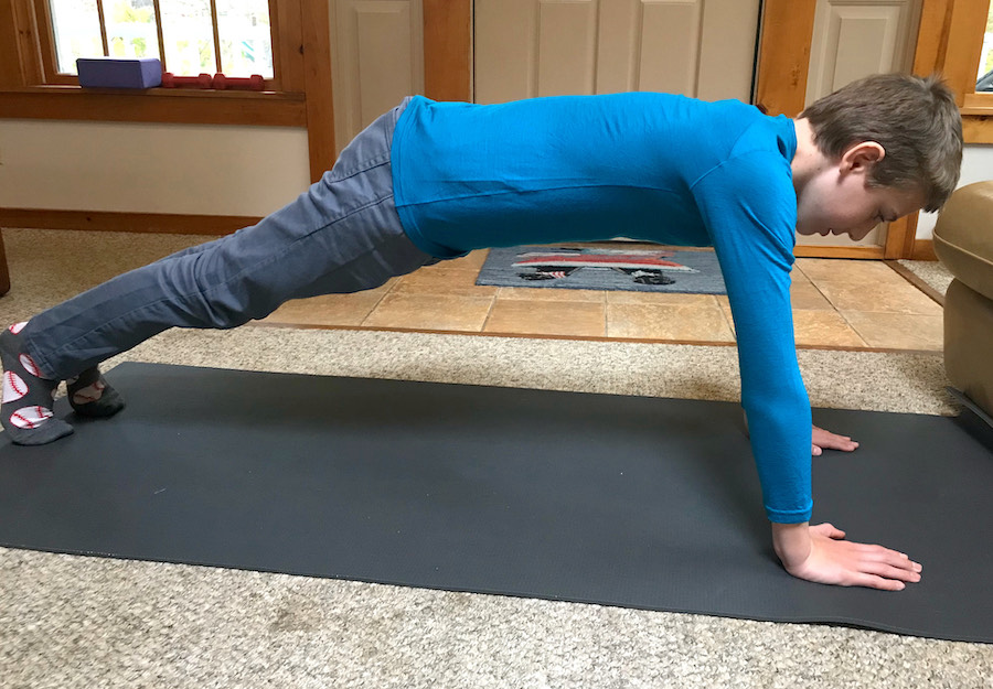 Demonstration of a perfect plank.