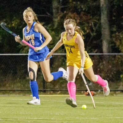 Field Hockey Seniors Prepare to Pass Baton